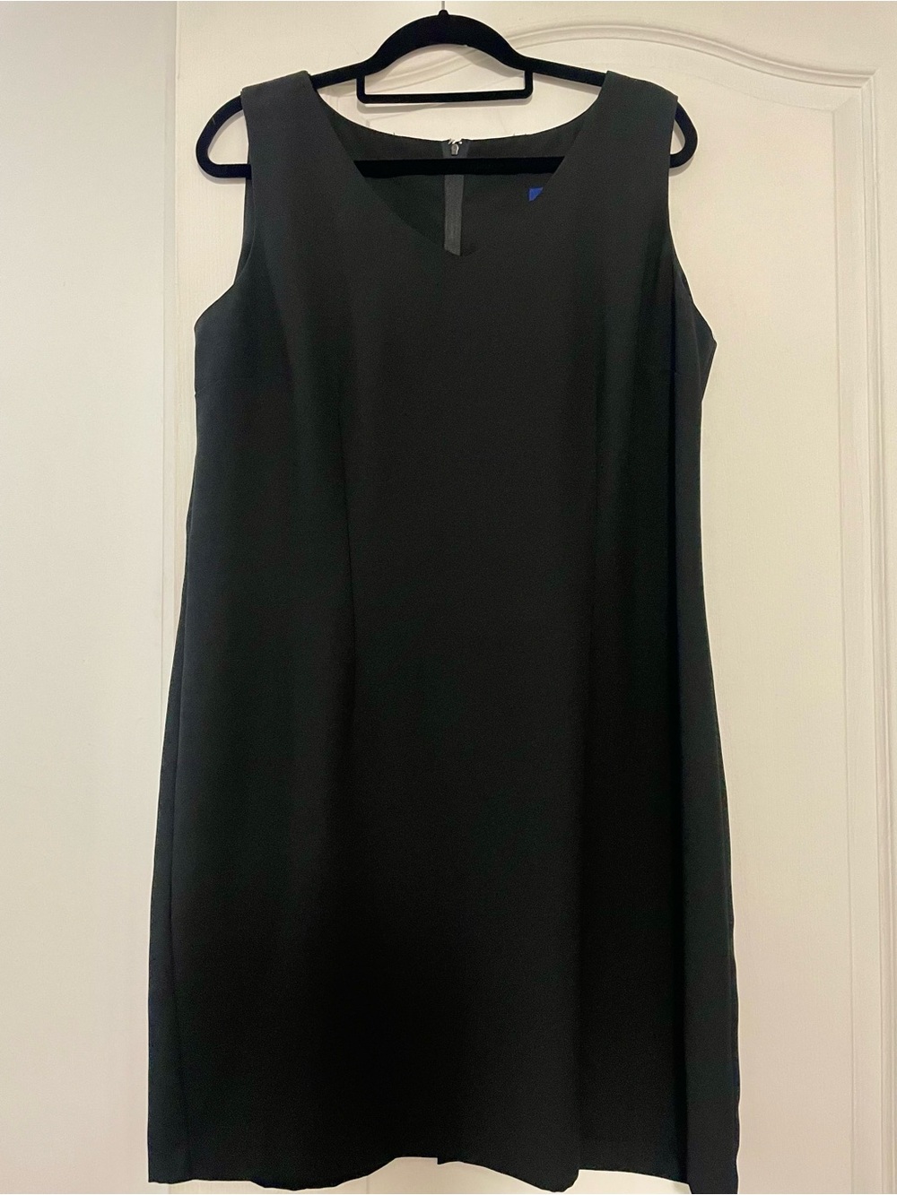 Reitman’s Black Sleeveless Shift Mini Dress Size 15